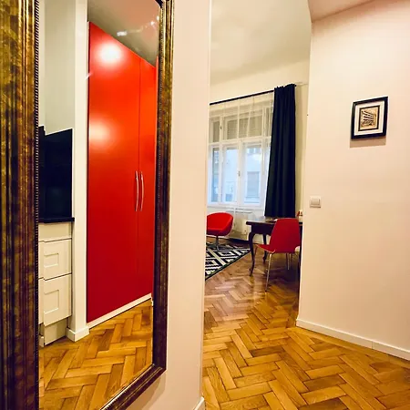 Tatra 4 * Budapest